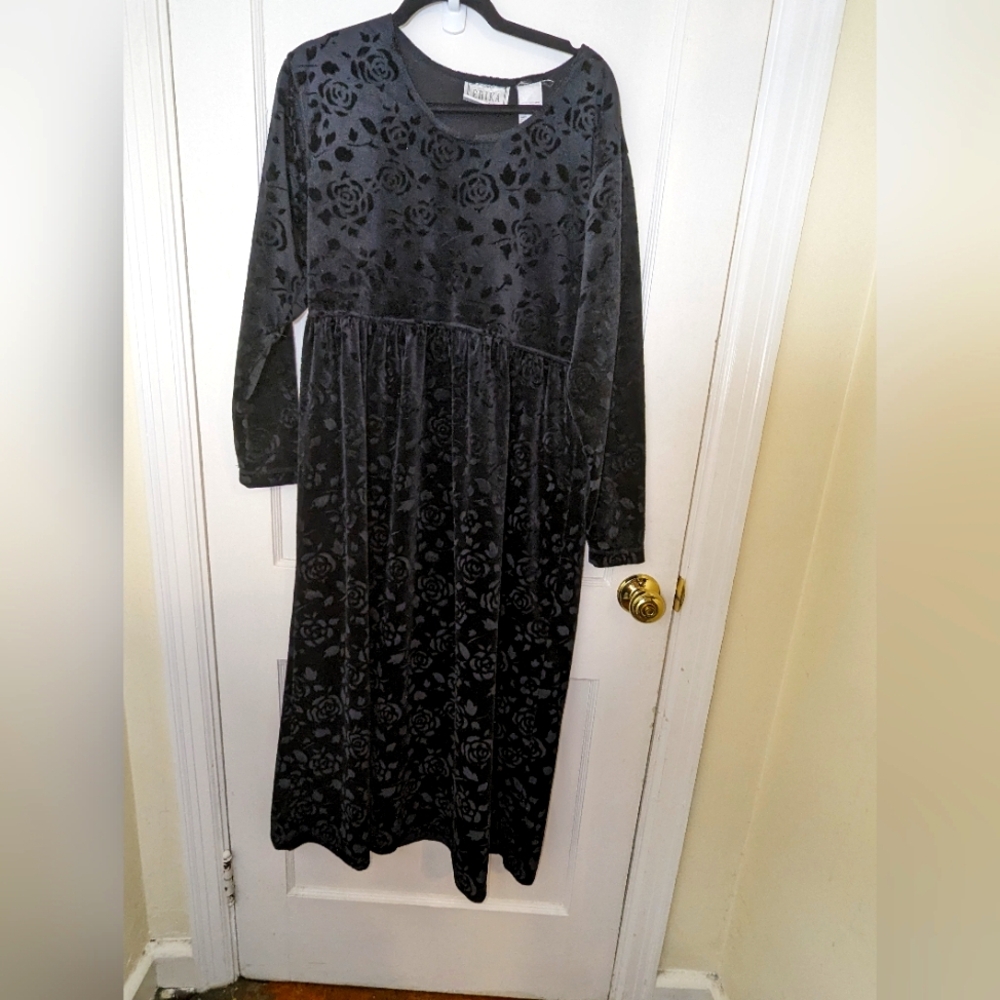 Vintage black empire waist burnout velvet rose floral maxi dress